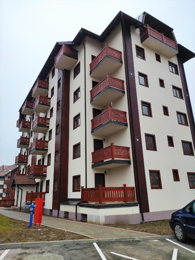 Stefa Apartment
