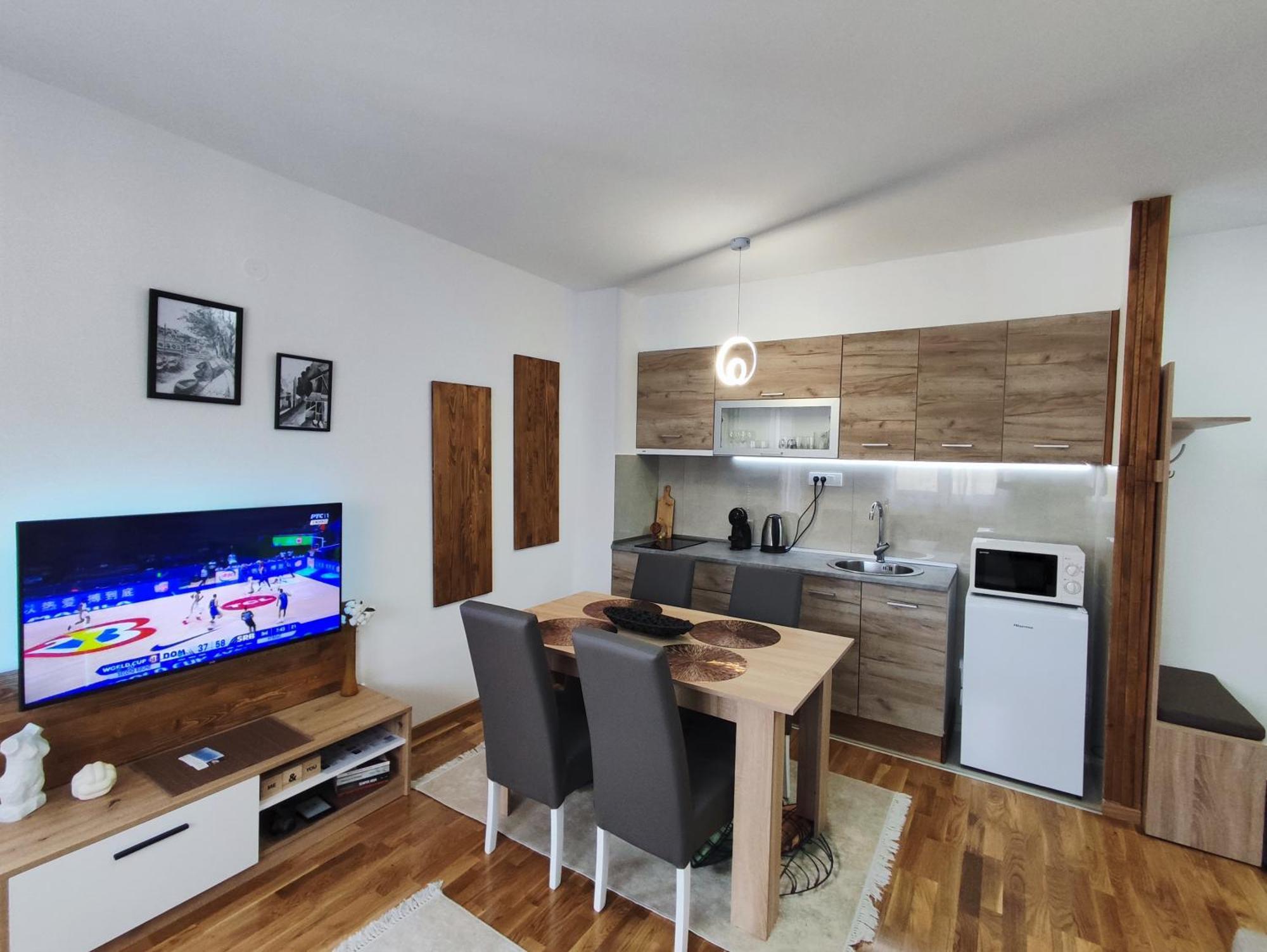 Stefa Apartment *